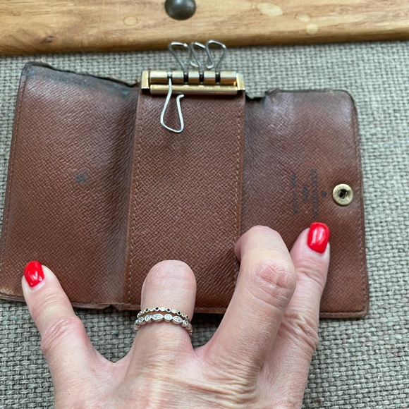 Authentic, Vintage, Louis Vuitton keychain. Fair condition But priced to sell - Picture 4 of 6